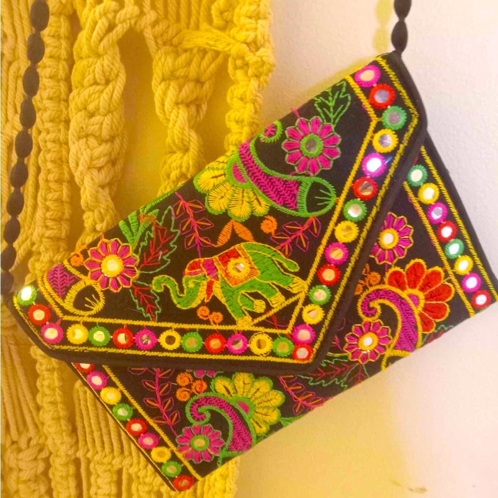 NWOT Elephant crossbody bag